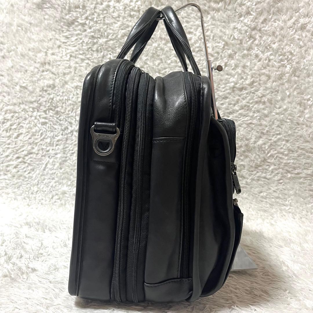 ✨希少✨TUMI T-Pass 3層式 オールレザー ビジネスバッグ ポーチ付き