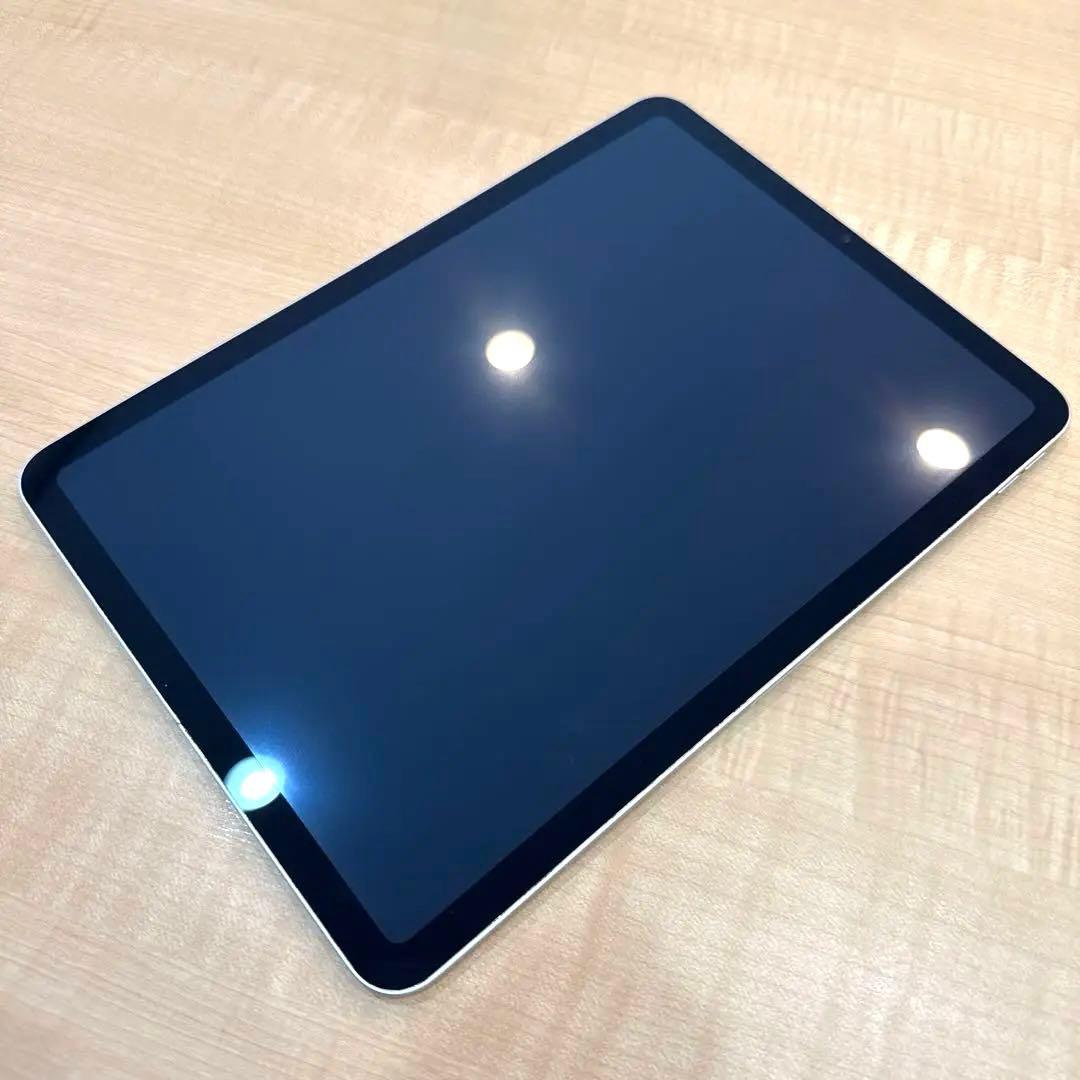 【せにょ†】【美品】iPad Air第5世代64GBスターライトWi-Fi
