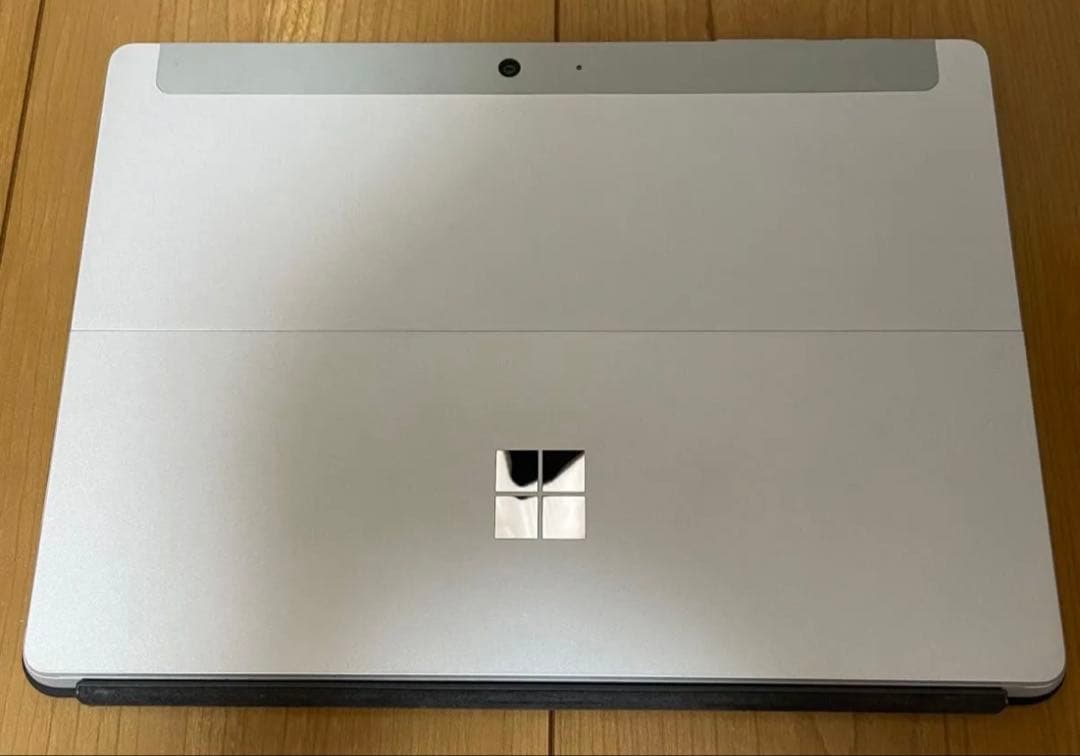m*n様 【超美品】Surface Go 初代★Pentium/4GB/64GB