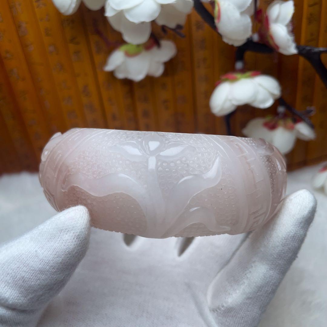 （62.5mm）天然石無処理【✨精品彫刻 梅蘭竹菊】 石英岩玉 パワーストーン