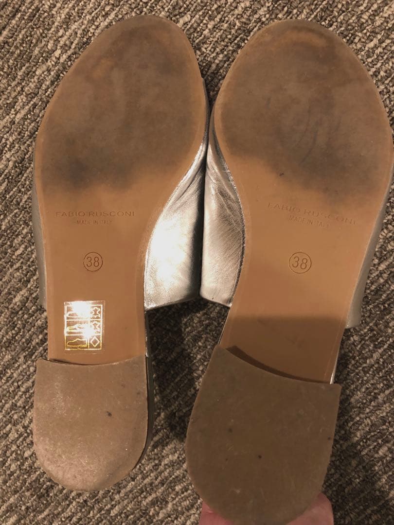 FABIO RUSCONIファビオルスコーニ シルバーサンダル ミュール38
