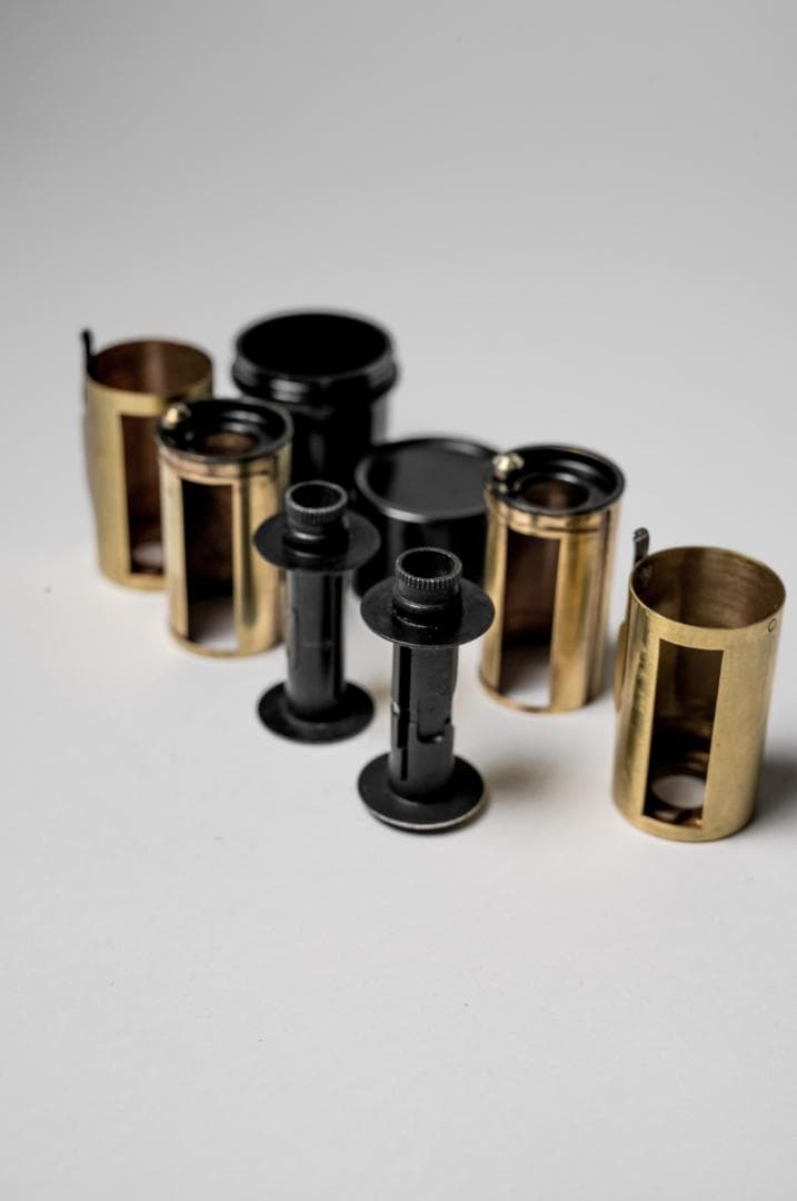 LEICA 純正 35mm フィルムパトローネ（真鍮製）