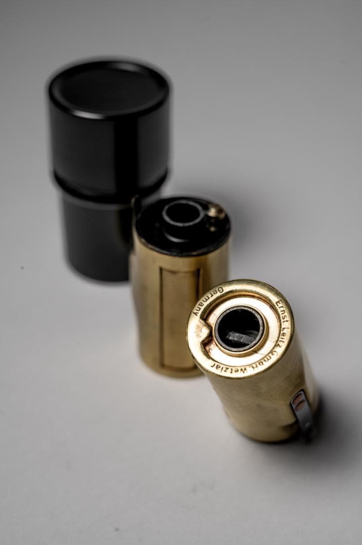 LEICA 純正 35mm フィルムパトローネ（真鍮製）