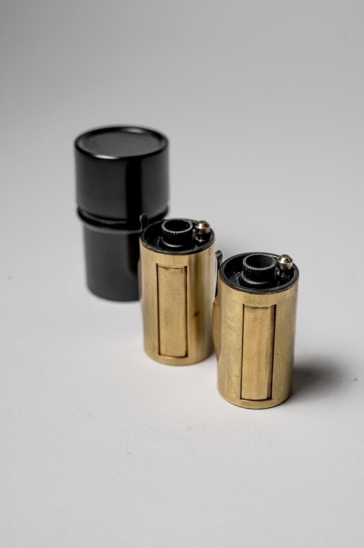 LEICA 純正 35mm フィルムパトローネ（真鍮製）