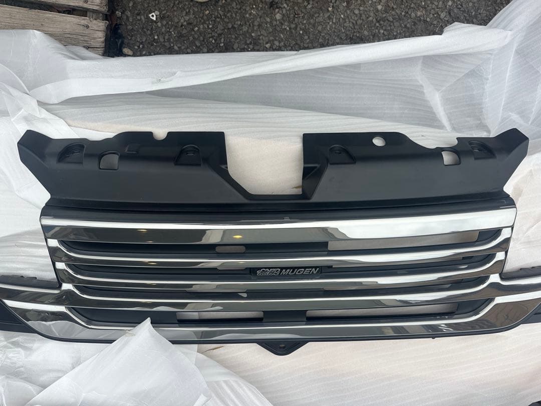 ホンダ　N-WGN カスタム　無限　 グリル　JH3／JH4