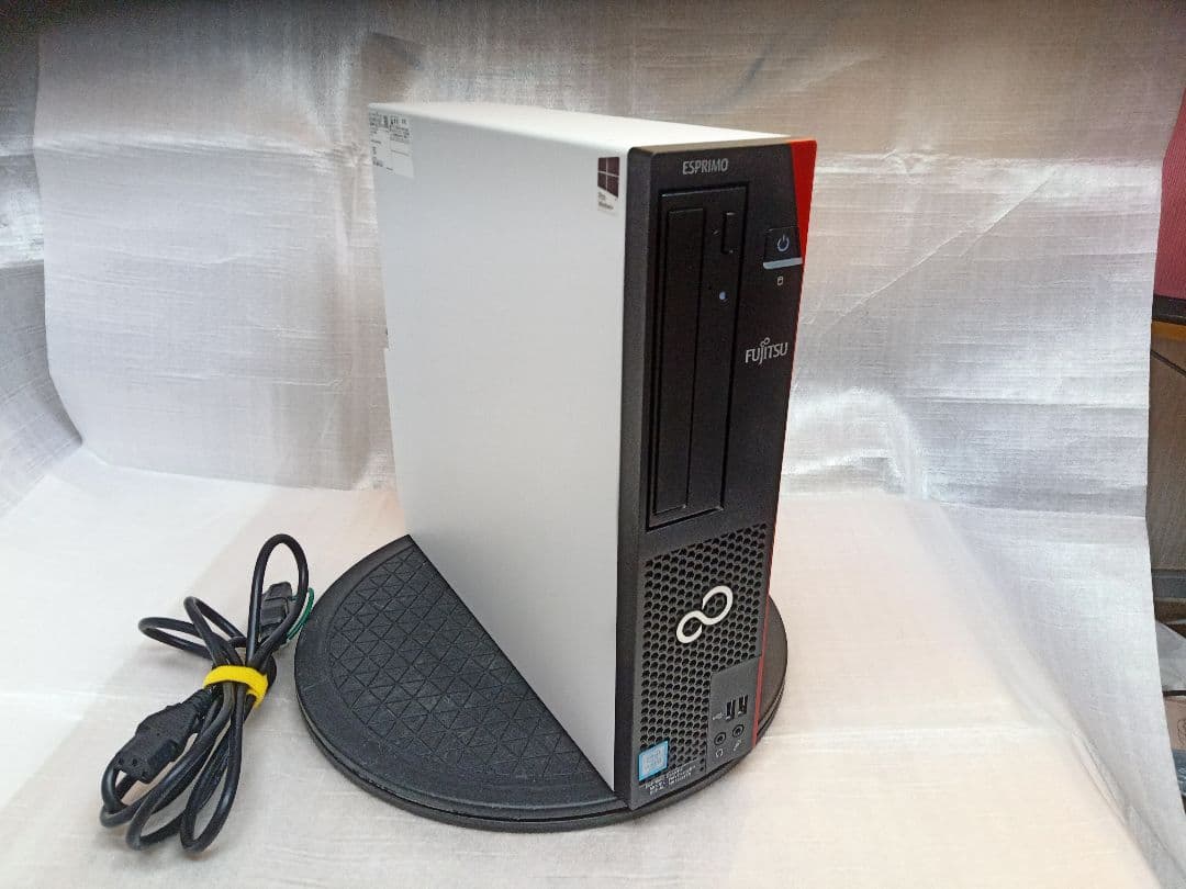 富士通ESPRIMO D556/PX WIN11 CoreI3 Office