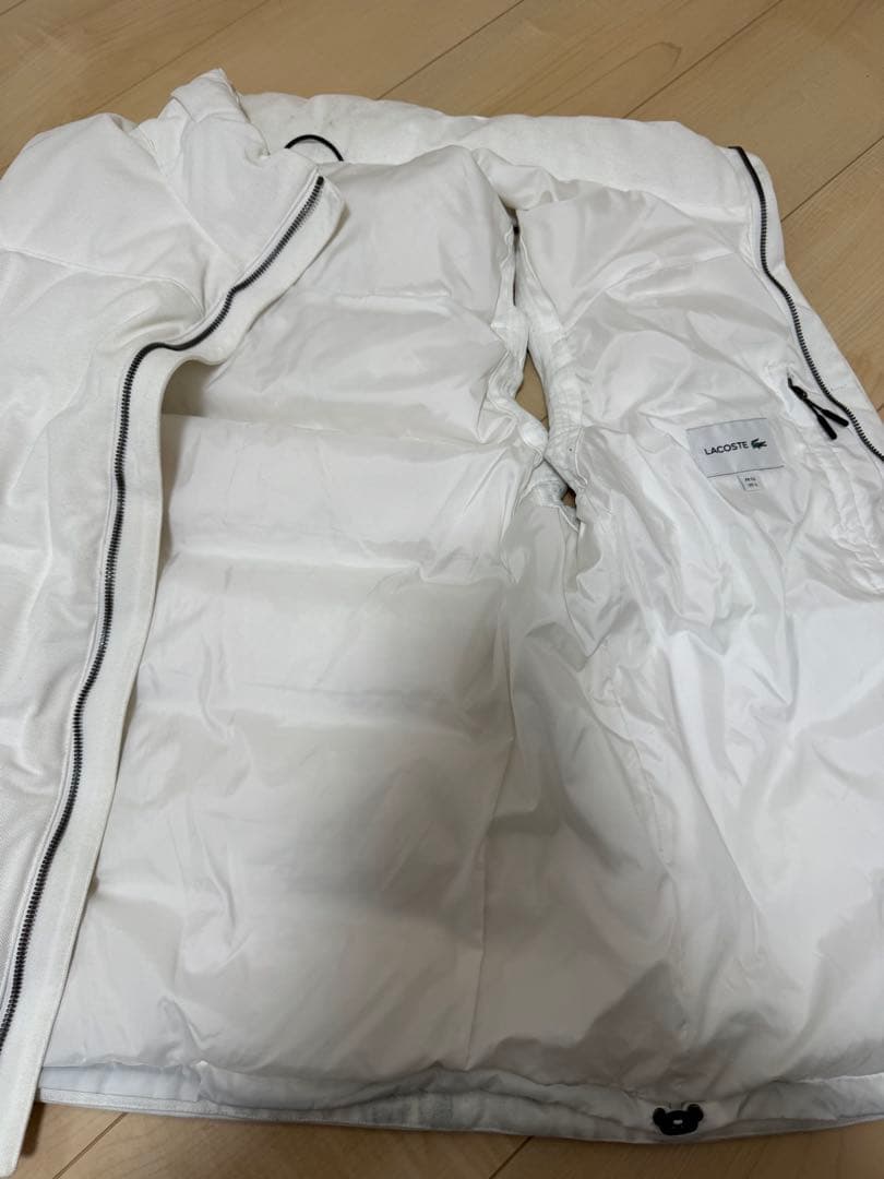 Lacoste ホワイト ダウンベスト フード付き　L