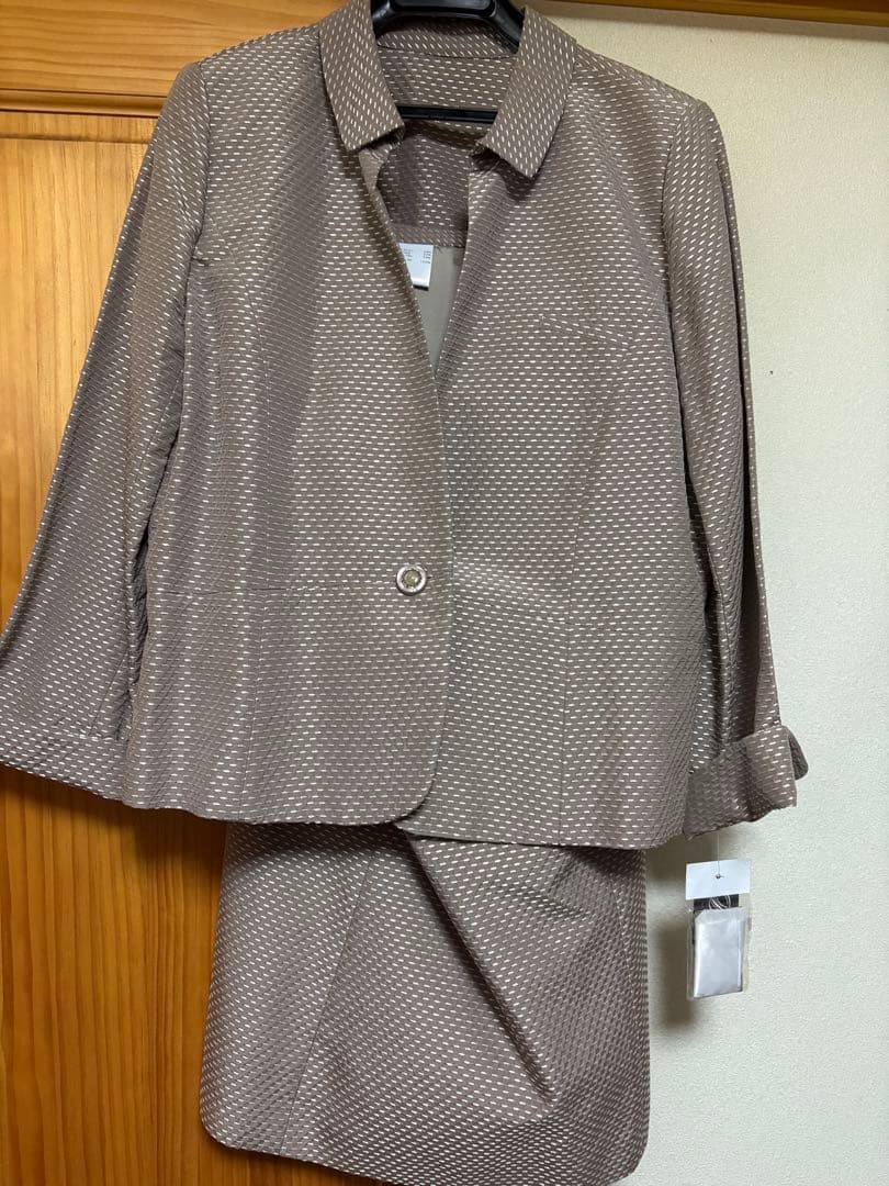 レリアンスーツ　お値下げ中