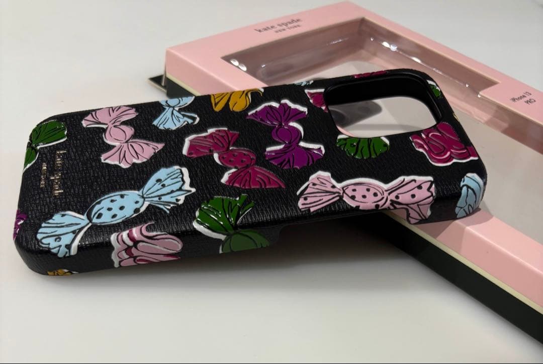 ☆新品☆ KATE SPADE iPhone13Pro 対応ケース KA921