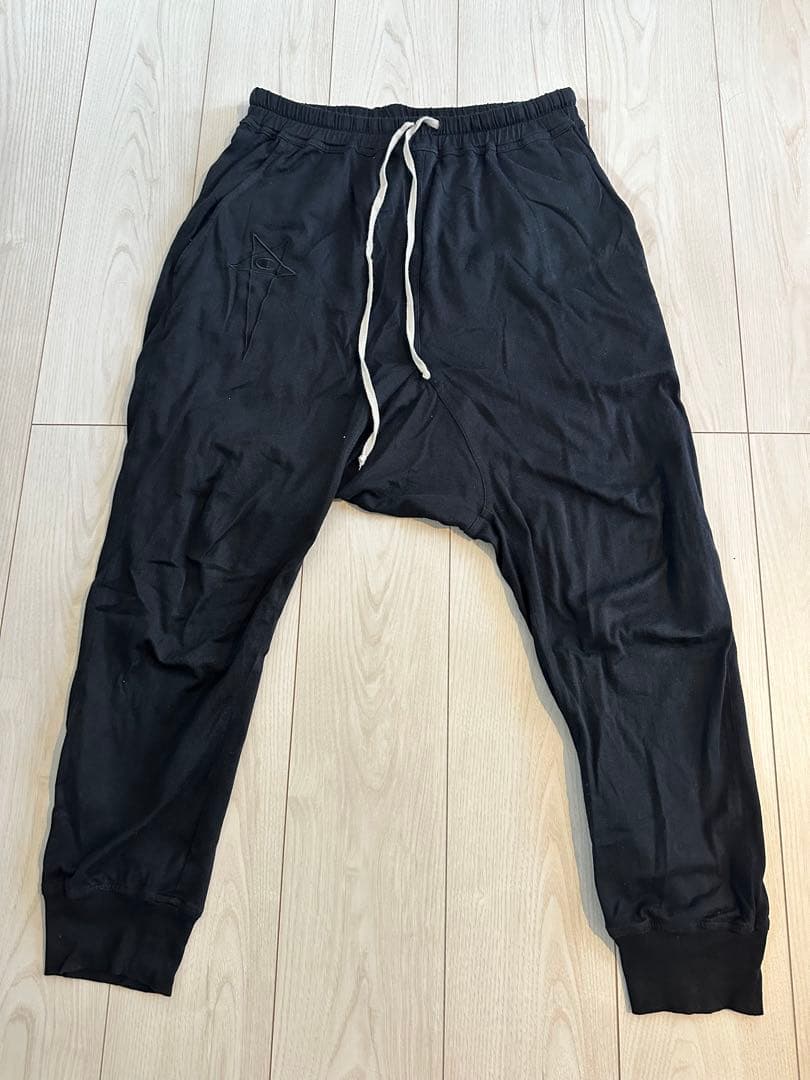 リックオウエンス　チャンピオン黒 サルエルパンツ 刺繍ロゴ入り