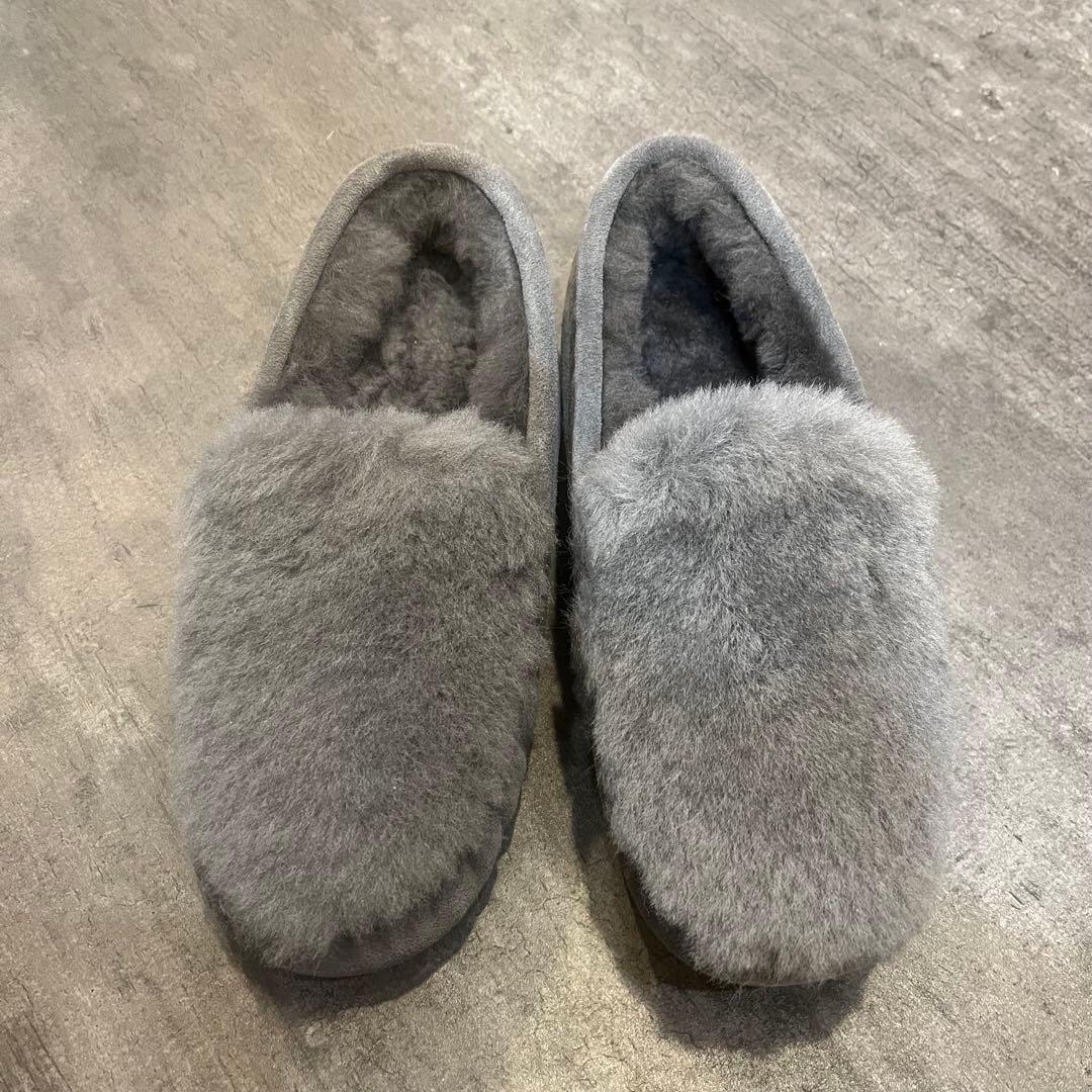 グレー スエード シープスキン モカシン 39 日本サイズ24.5センチ 新品