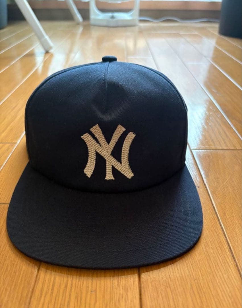 Monday suck キャップ