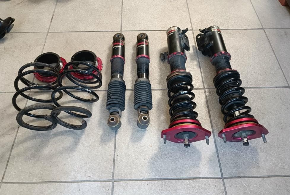 ワゴンR アルトワークス ムーヴ フルタップ式車高調MH22S