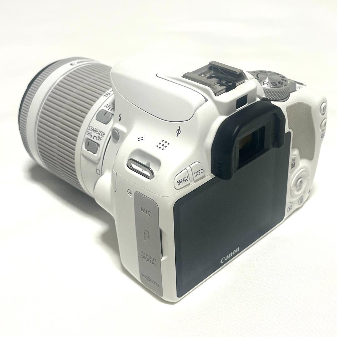オシャレなホワイト❣️ Canon EOS Kiss X7 標準ズームセット