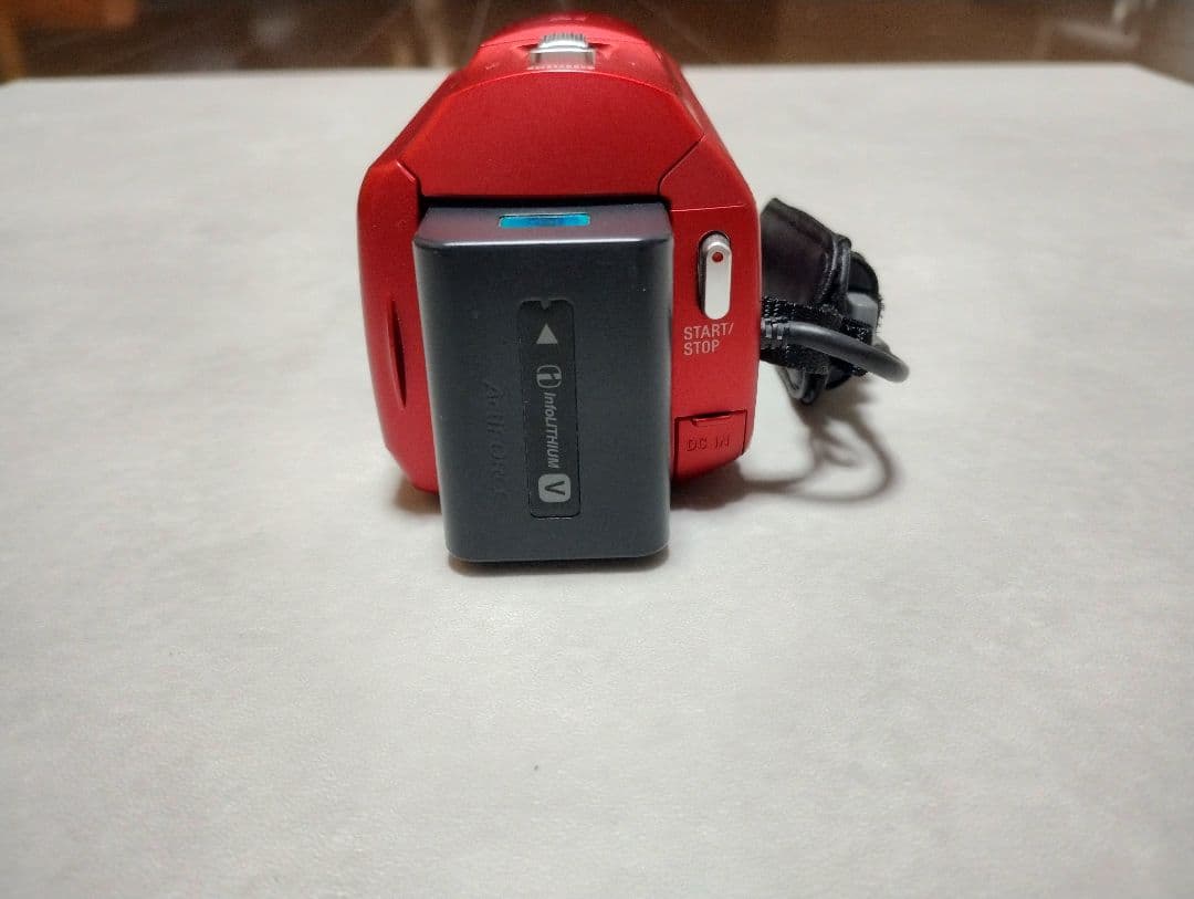 SONY ビデオカメラ　HDR-CX680 ハンディカム　レッド