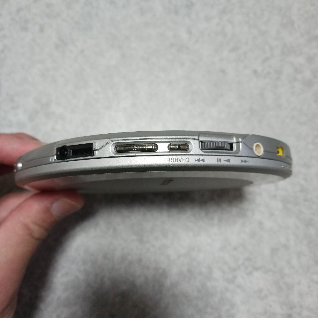 SONY ポータブルCDプレーヤー D-EJ985 WALKMAN　ソニー