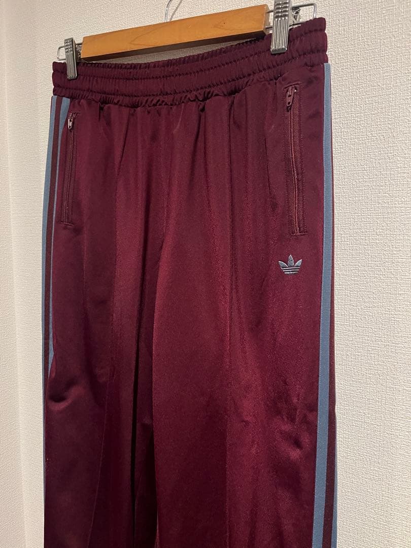 adidas originals ラインパンツ