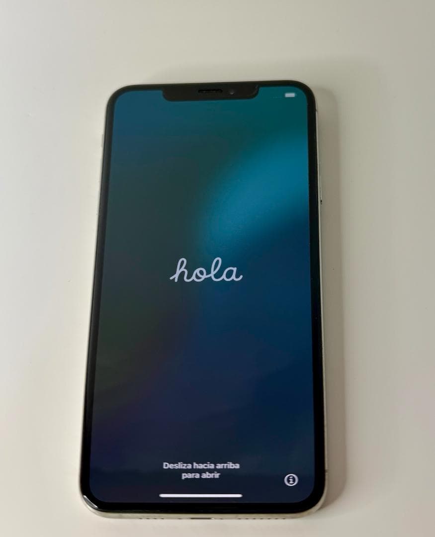 Apple iPhone Xs Max シルバー 64GB　[simフリー]