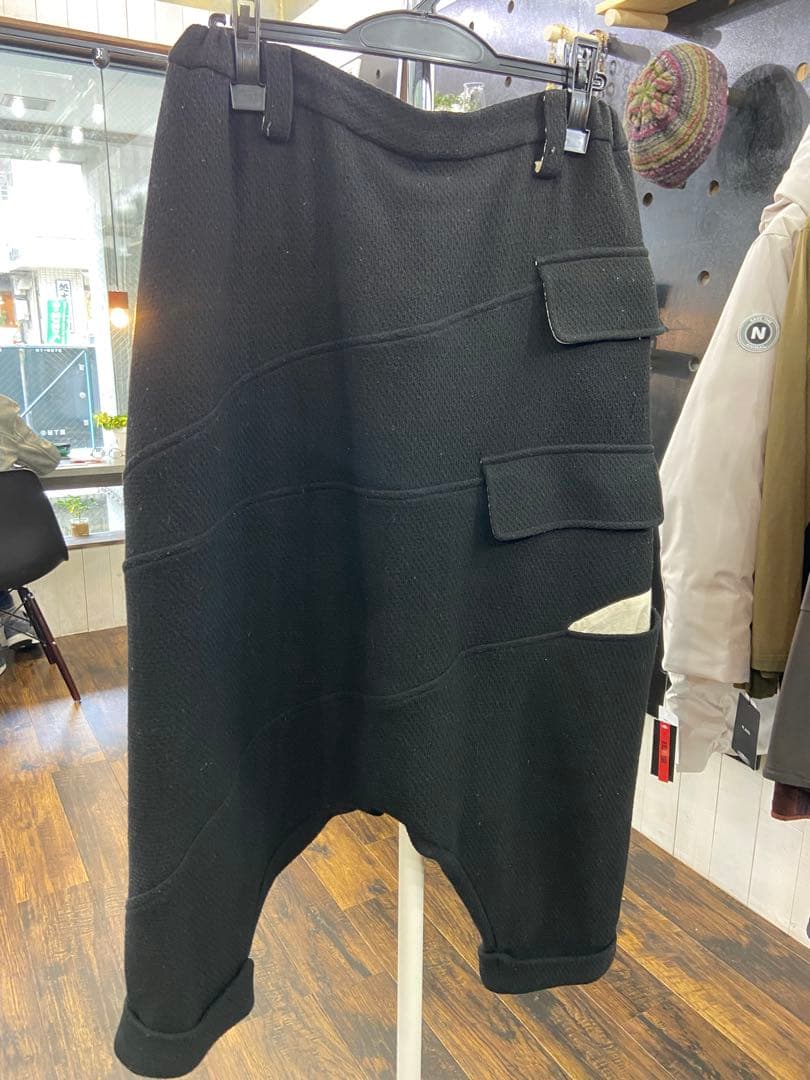 さちこモユル黒 サルエルパンツ