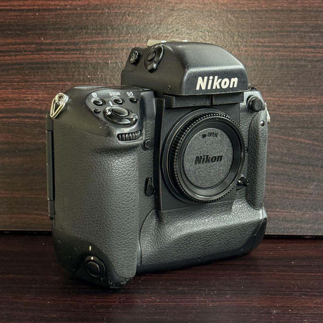 フィルムカメラ Nikon F5