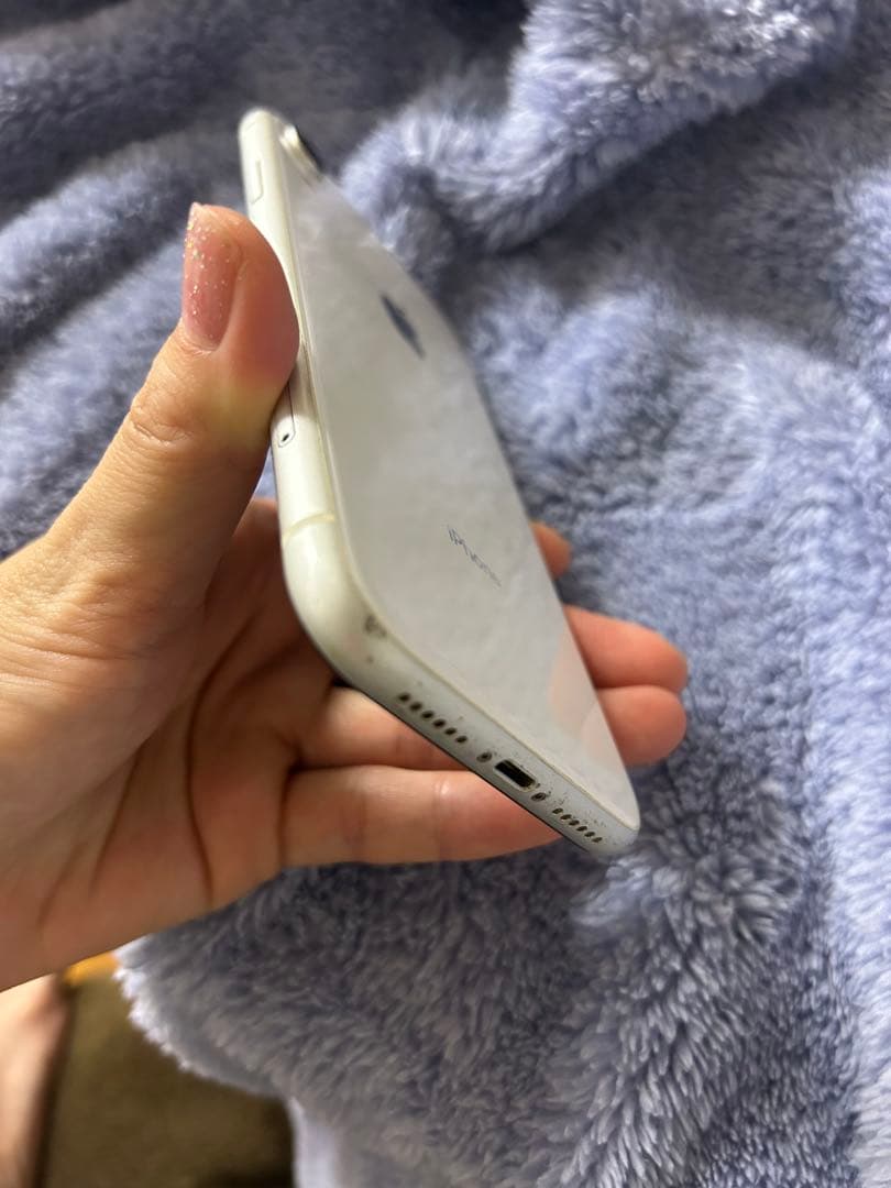 Apple iPhone XR ホワイト　強化ガラス付　バッテリー100%