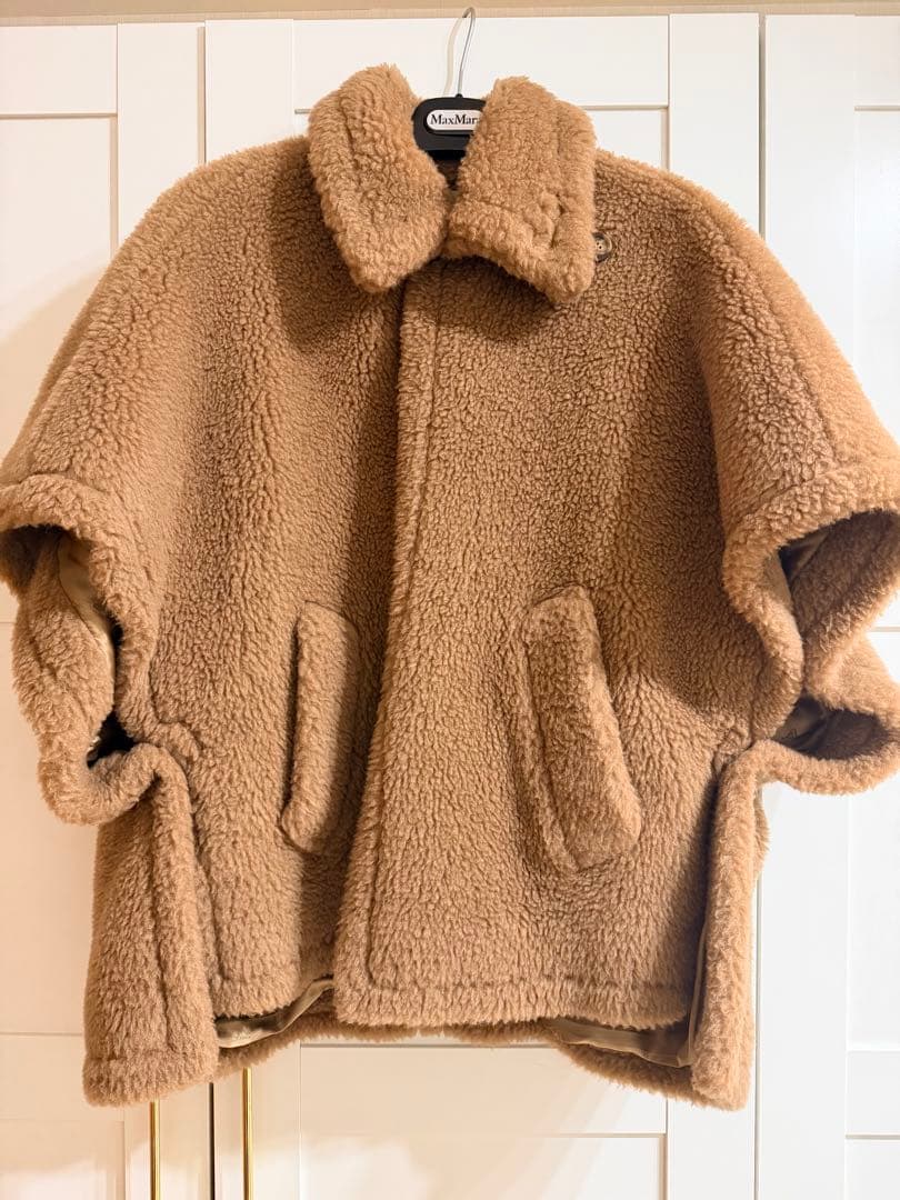 MaxMara マックスマーラー　テディーケープ　キャメル
