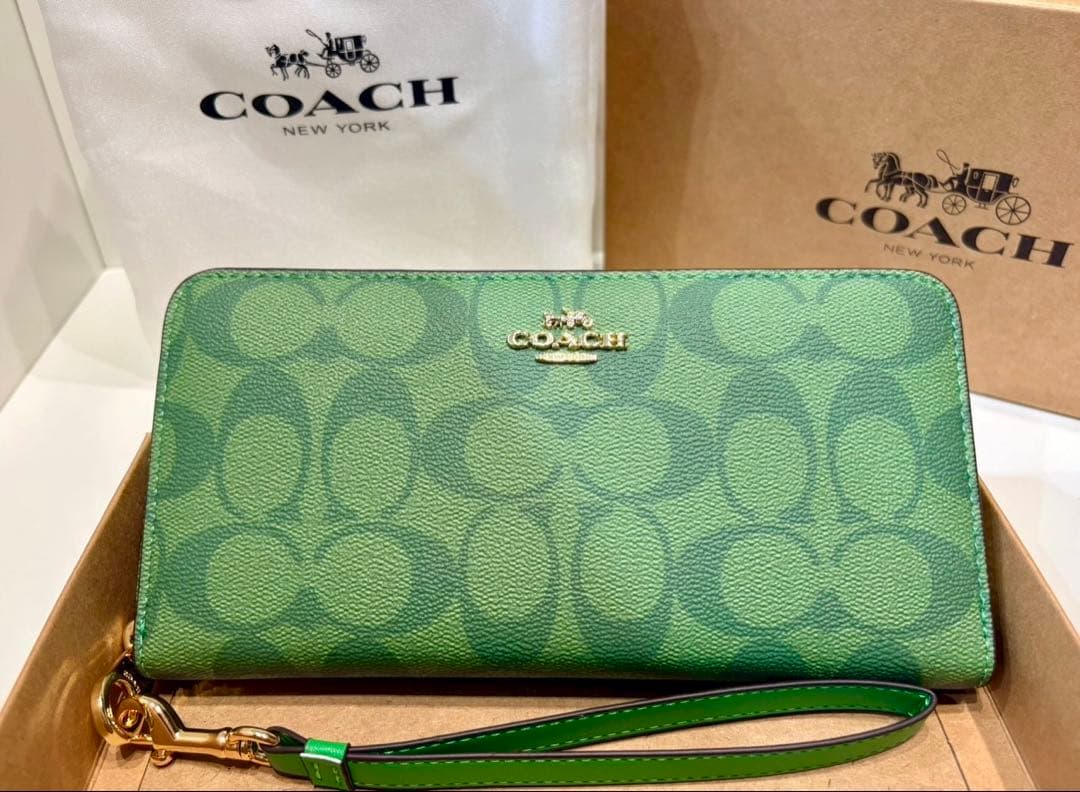 coach コーチ　長財布　グリーン