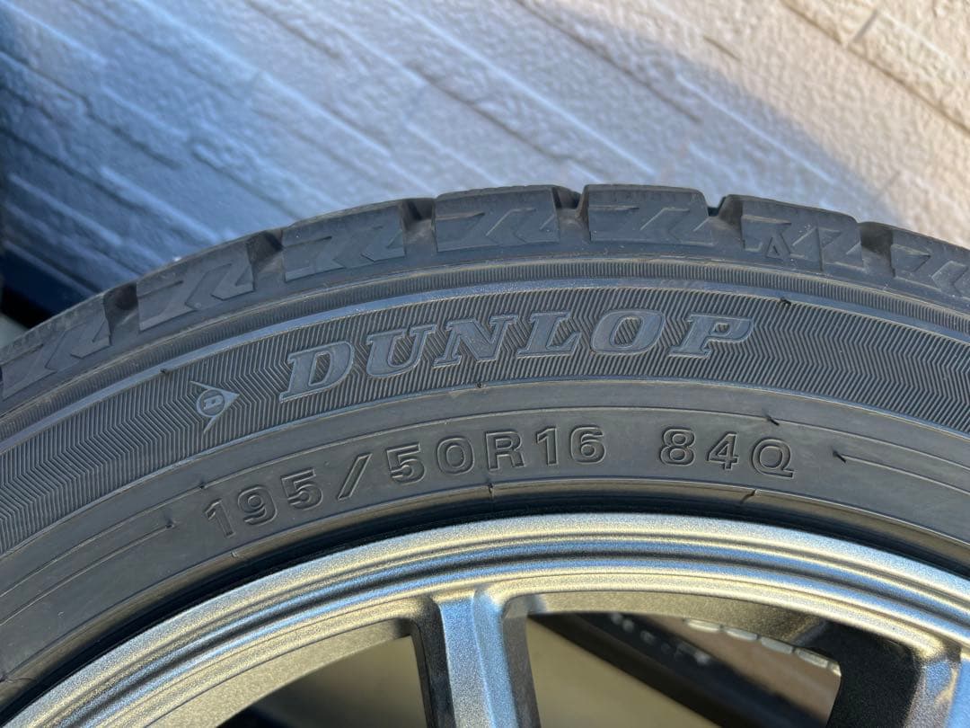 16インチ　スタッドレスタイヤ ホイール4本セット PCD114.3 5穴