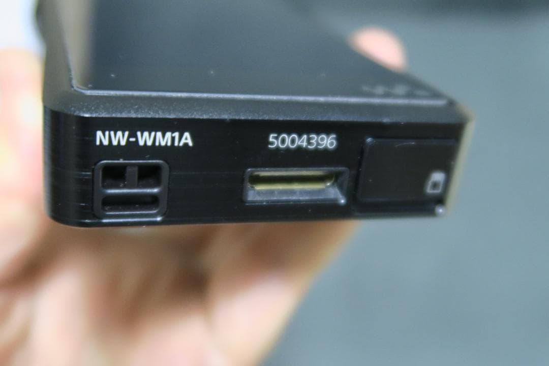 SONY WALKMAN NW-WM1A★ウォークマン★美品★おまけつき