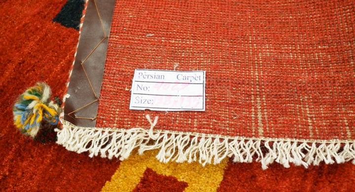 本場ペルシャギャッベ・135cm×198cm リビングサイズ