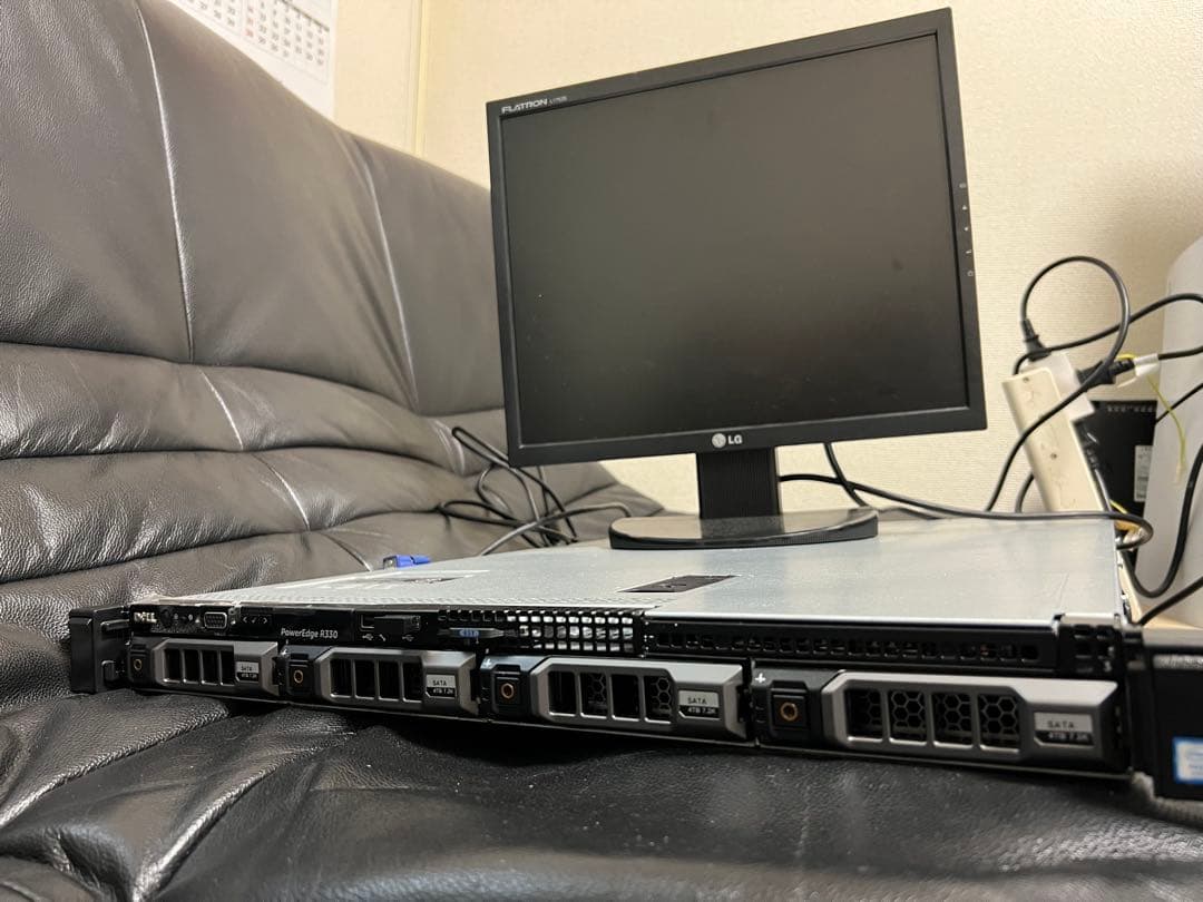 サーバー DELL PowerEdge R330 32GB 12TB