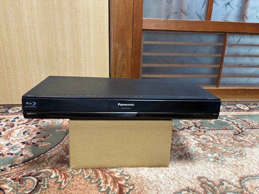 Panasonic DMR-BW690 ブルーレイレコーダー　美品