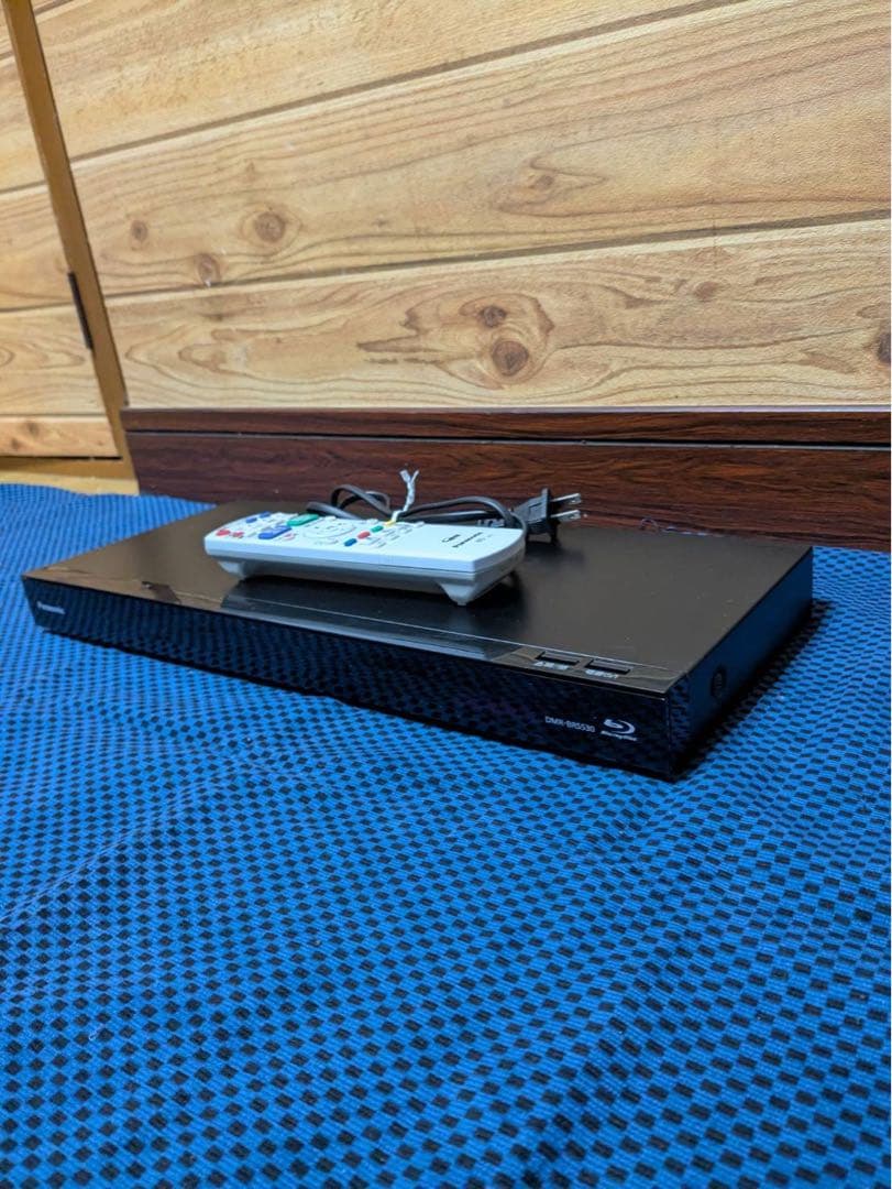 Panasonic ブルーレイレコーダー リモコン付き