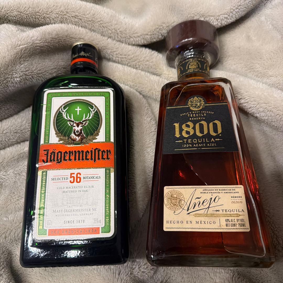 Jägermeisterと1800 Tequila Añejo セット