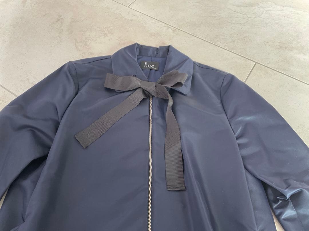 新品hueDAY TO EVENINGヒューディトゥイブニング ペプラムブルゾン
