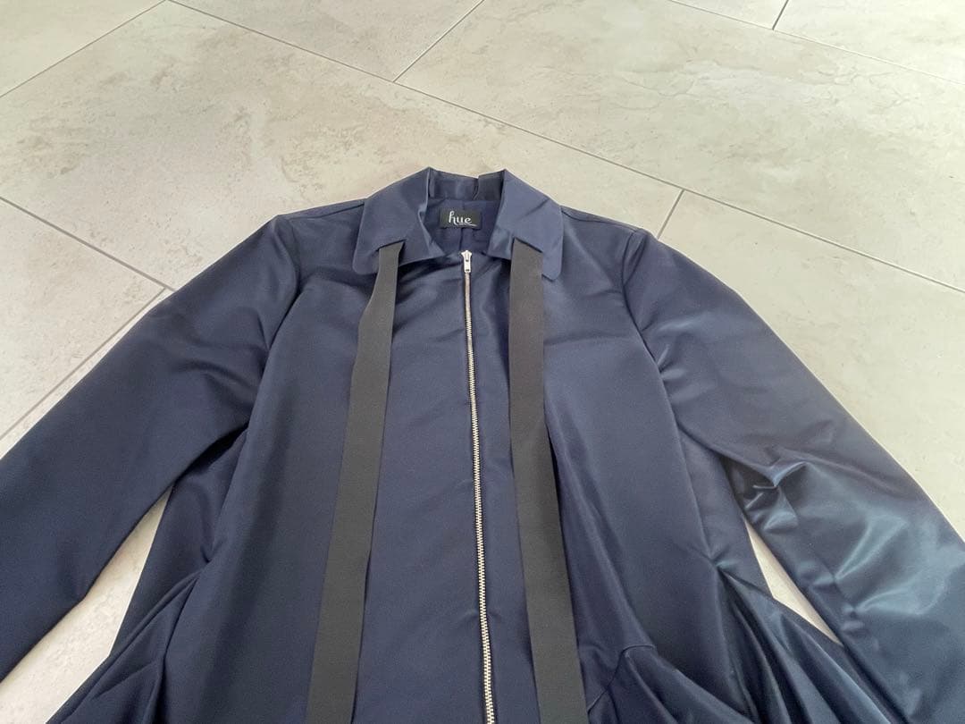 新品hueDAY TO EVENINGヒューディトゥイブニング ペプラムブルゾン