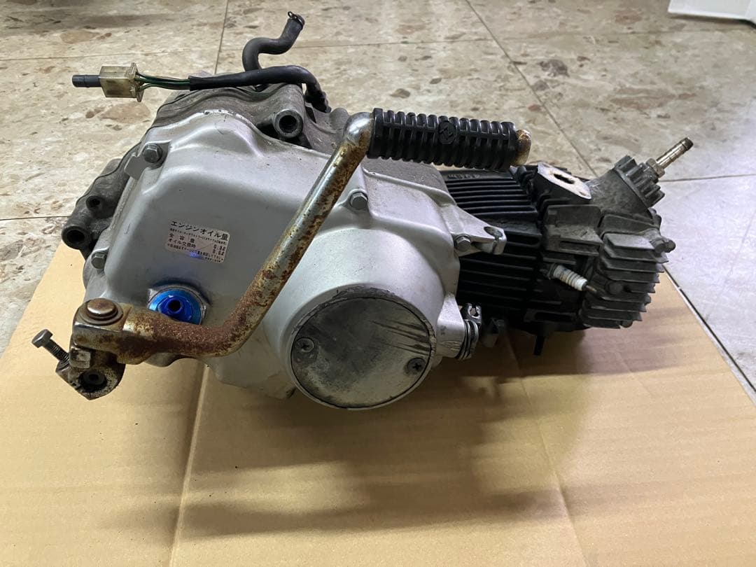 CD50純正　エンジン　実動車　カブ　エンジン