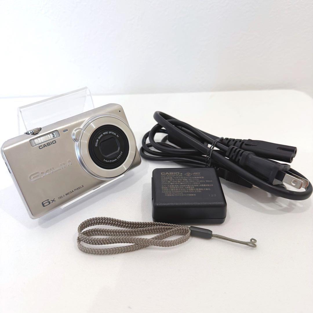 美品【動作品】CASIO カシオ EXILIM EX-ZS26 レトロ コンデジ