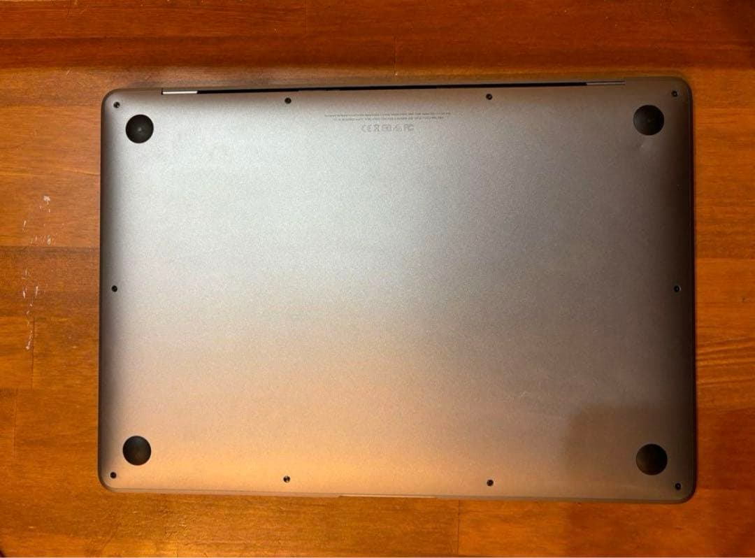 MacBook本体 MacBookAir 2019 256gb