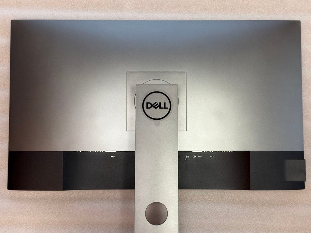 DELL U2720QM 27インチ 4Kモニター