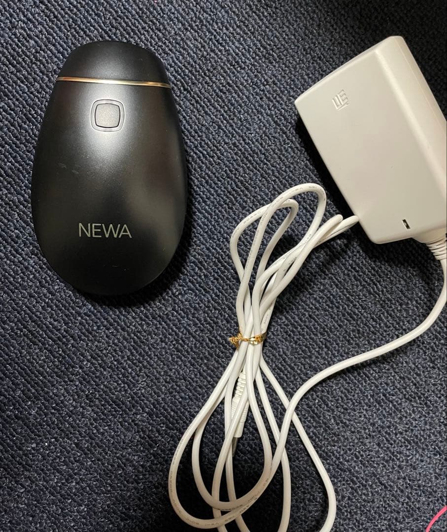 NEWA リフト　美顔器 ブラック
