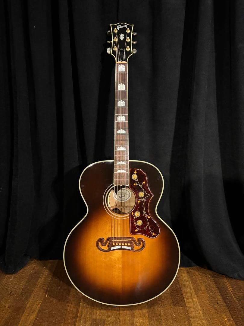 ぺぺ Gibson SJ-200 2015