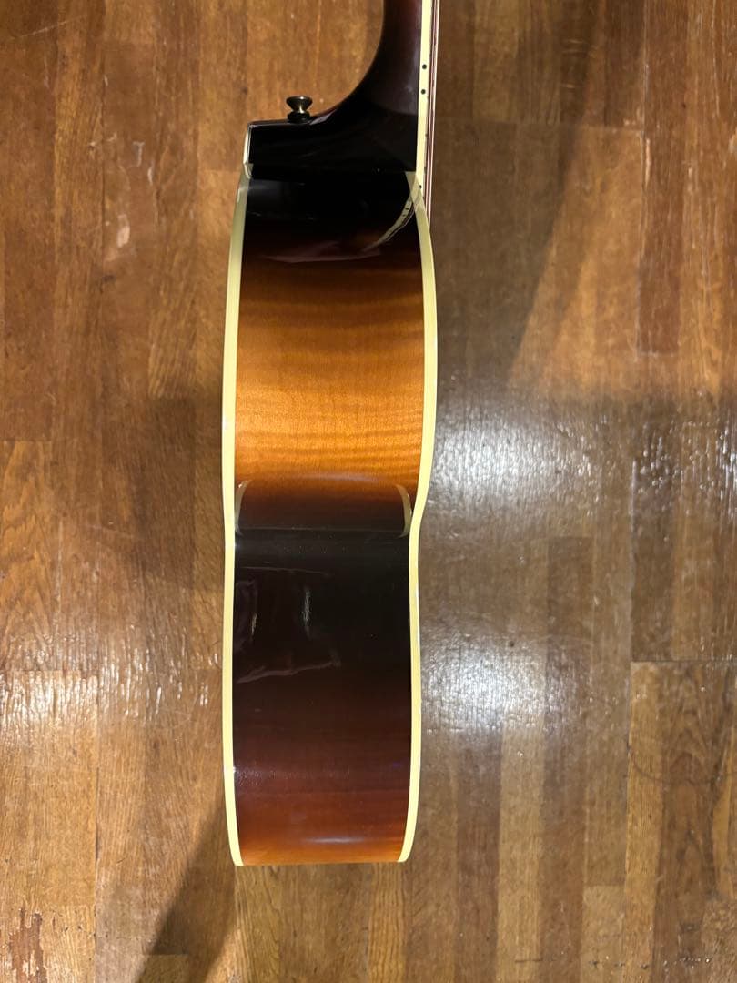 ぺぺ Gibson SJ-200 2015