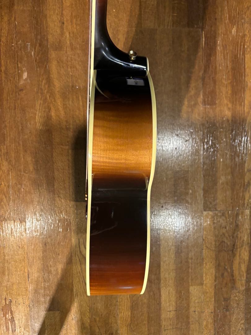 ぺぺ Gibson SJ-200 2015