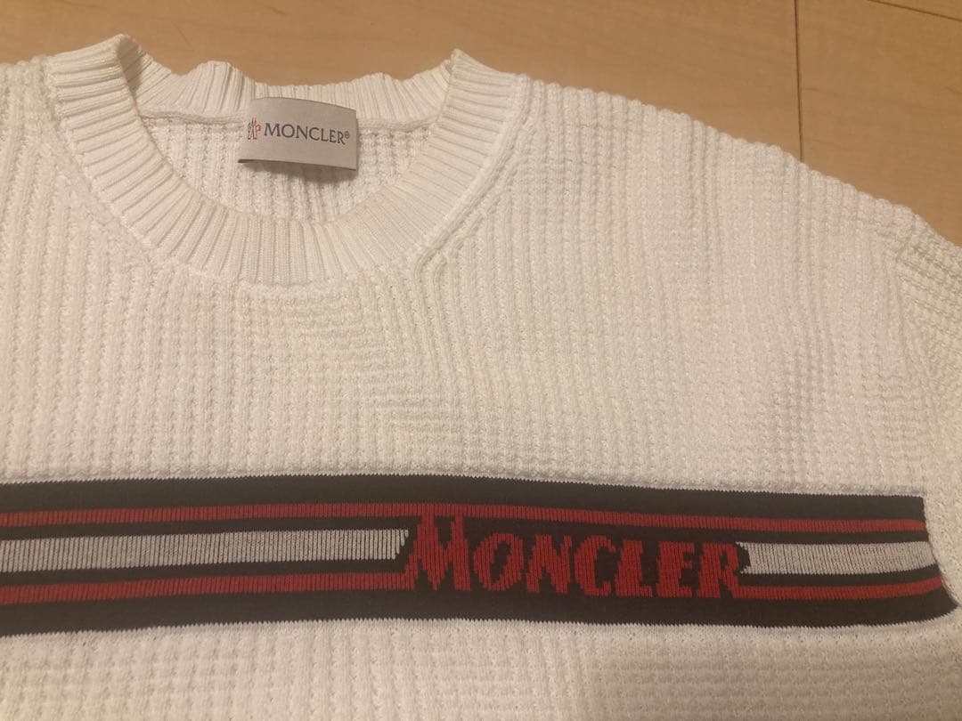 専用Moncler ホワイト ニットセーター