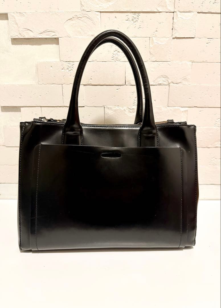 PELLICO ペリーコ　レザーバッグ　ブラック