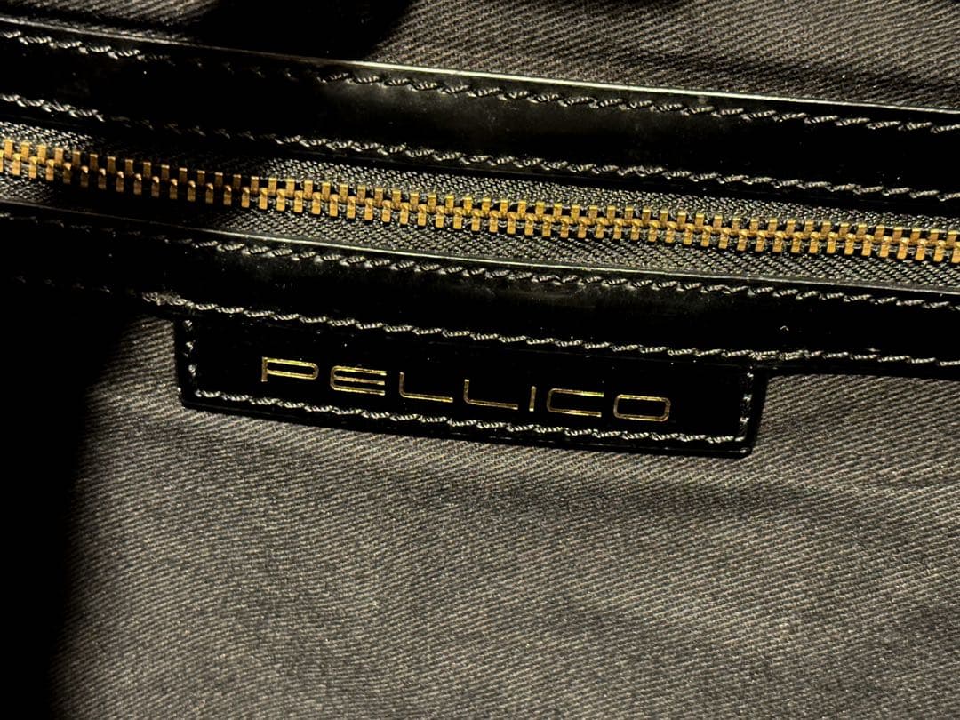 PELLICO ペリーコ　レザーバッグ　ブラック