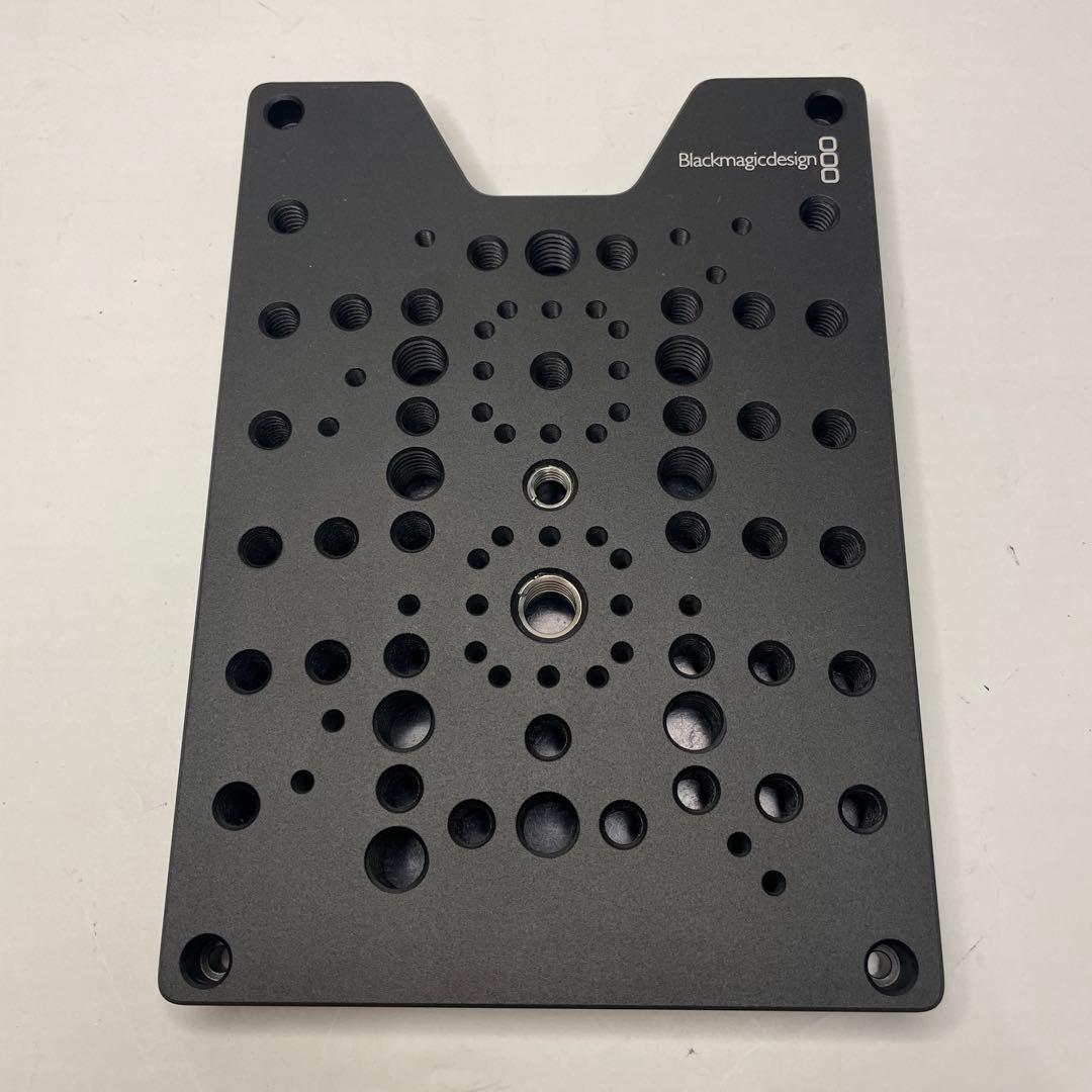 ブラックマジックデザインHyperDeck Shuttle 2 マウントプレート