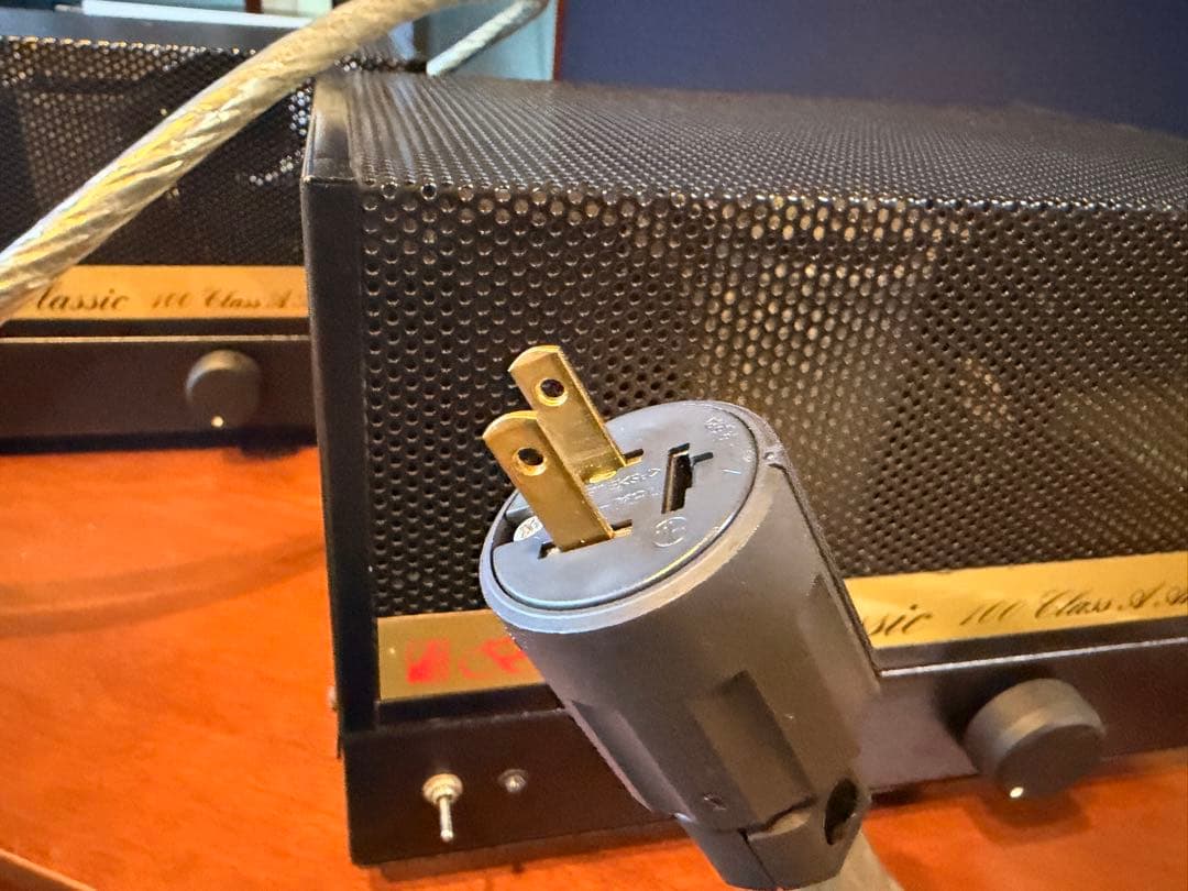 希少パワーアンプBediniClassic100 MonoAmplifiers