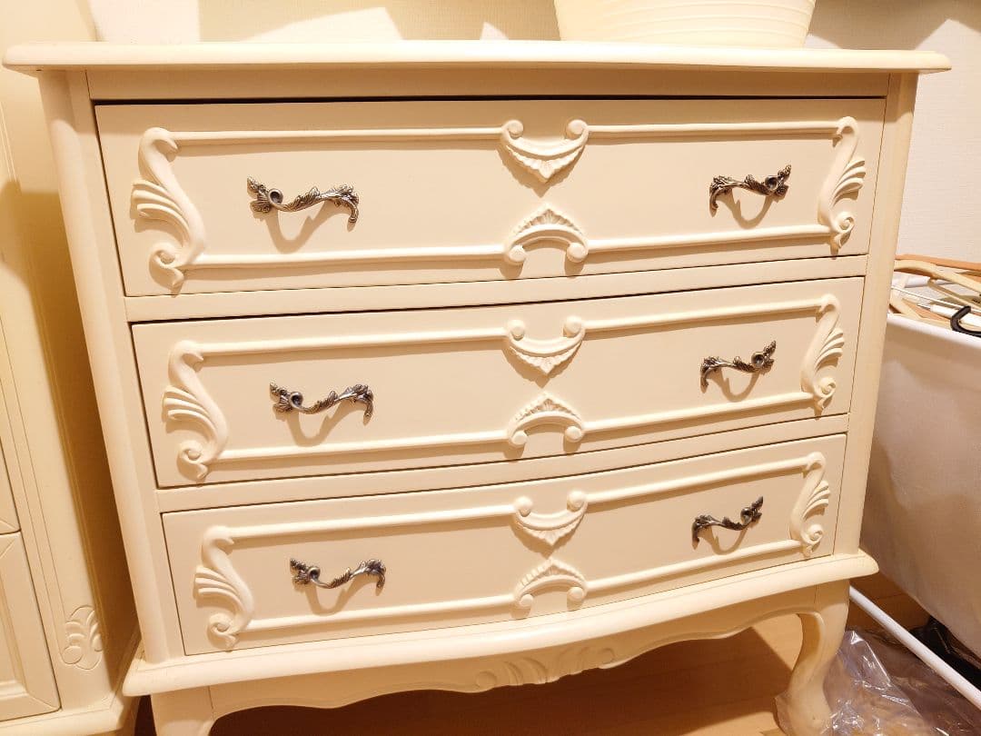 姫系アイボリー３段チェストタンス